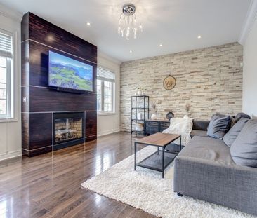 For Lease - 230 Humberland Drive, Richmond Hill, Ontario - Photo 2