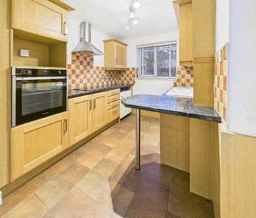 3 bedroom detached house to rent - Photo 4