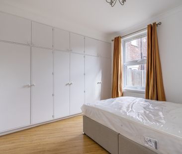 3 bedroom flat to rent - Photo 6