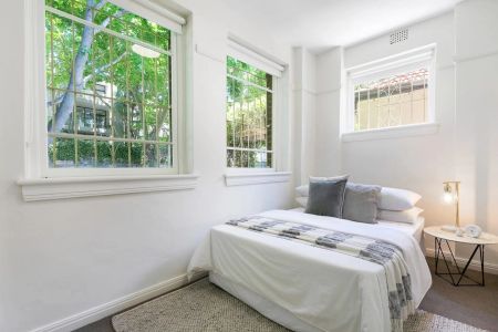 Fantastic two bedroom apartment in a prime location - Photo 5