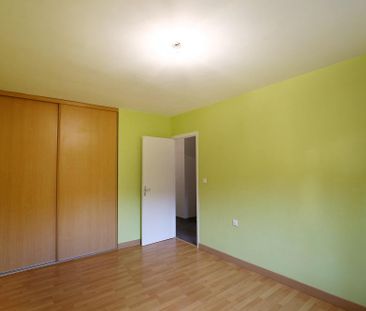 Location Appartement 4 pièces 79m² MILLAU 12100 - Photo 2