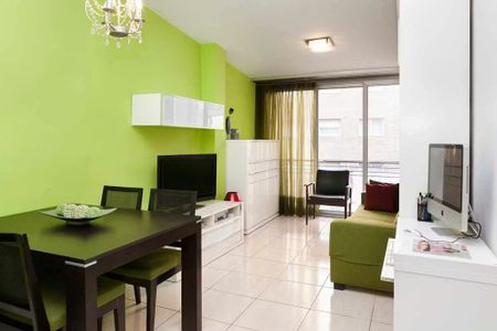 Carrer del Comerç, L'Hospitalet de Llobregat, Catalonia 08902 - Photo 2