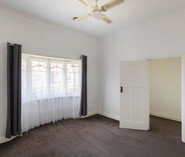 This beautifully presented, spacious three-bedroom home is ideally ... - Photo 4