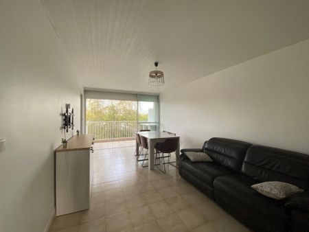 Location Appartement 64.31m² 3 pièces Fort de france - Photo 2