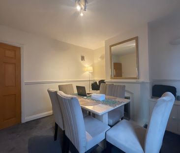 2 bedroom Mid Terraced House to let - Photo 3