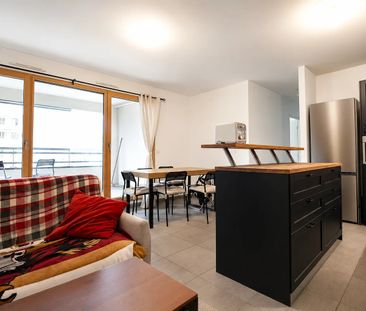 Villeurbanne GRATTE CIEL - T3 avec balcon et garage - Photo 1