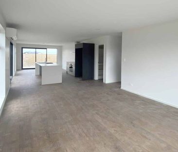 Modern Living in Strowan Fields - Photo 5