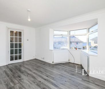 3 bedroom semi-detached house to rent - Photo 2