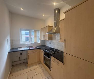 3 bedroom terraced house to rent - Photo 4
