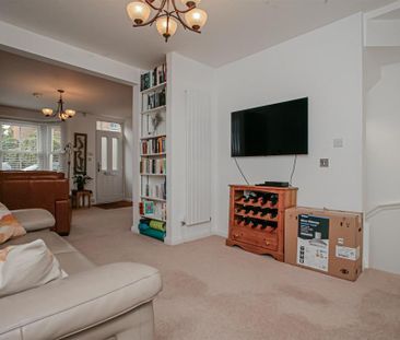 4 bedroom terraced house to rent - Photo 6