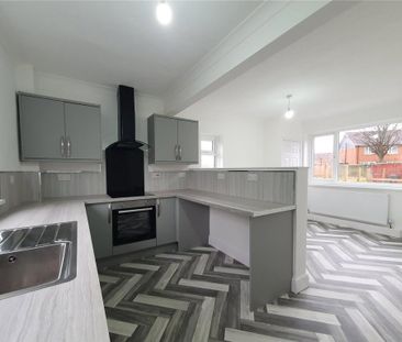 3 bedroom semi-detached house to rent - Photo 2