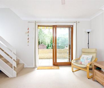 2 bedroom terraced house to rent - Photo 1