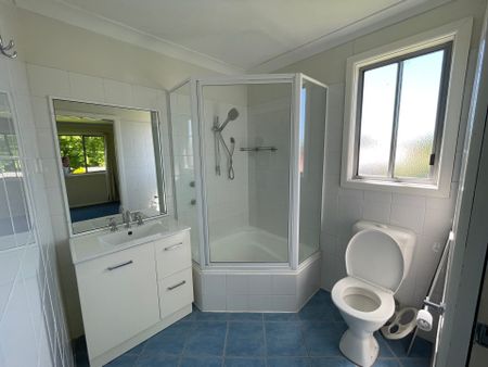 Four Bedroom Home!! - Photo 2