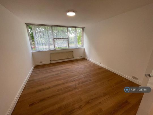 4 bedroom terraced house to rent - Photo 1