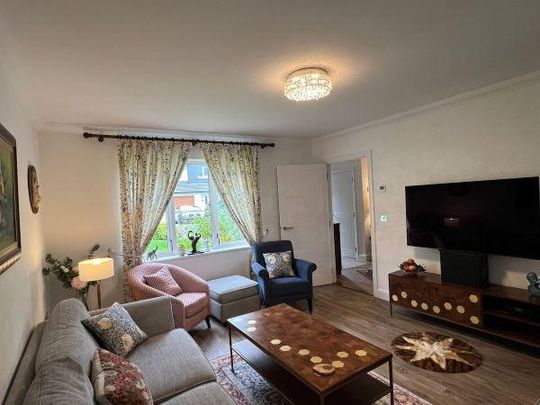 4 bedroom detached house to rent - Photo 1