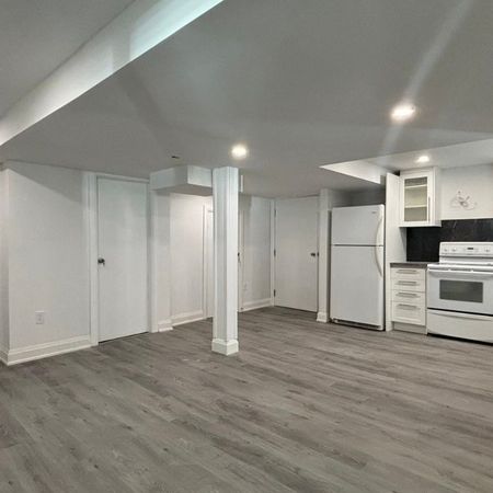 For Lease - 603 Mcbean Avenue, Newmarket, Ontario - Photo 3