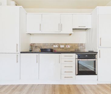 Flat 4 Kingsley House, 139-141 Cotham Brow, Bristol, BS6 - Photo 6