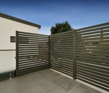 8C Schofield Street, Essendon. - Photo 3