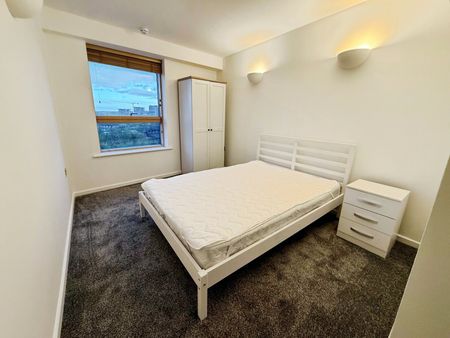 2 bedroom apartment to rent - Photo 3