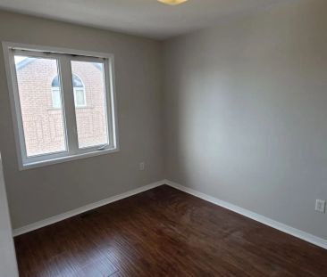 676 Cornell Rouge Boulevard #Rear Coach House - Photo 6