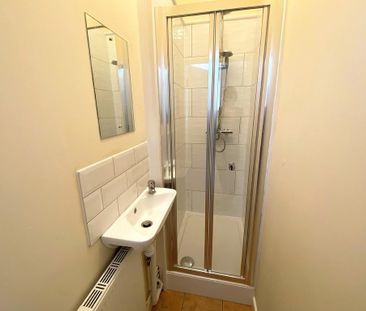 6 bedroom property to rent - Photo 5