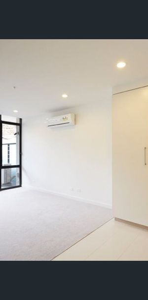16/4 La Scala Avenue, Maribyrnong, Vic 3032 - Photo 1