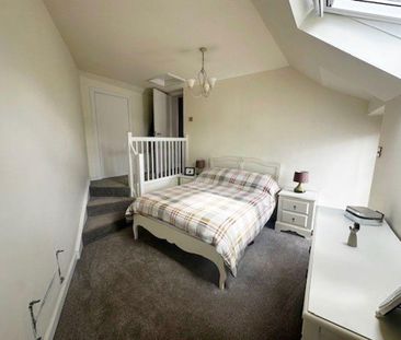 3 bedroom terraced house to rent - Photo 4