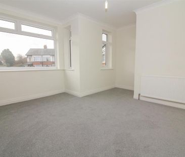 2 bedroom semi-detached house to rent - Photo 6