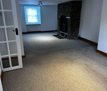 4 bedroom terraced house to rent - Photo 1