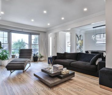 21 AVON CRESCENT - Photo 2