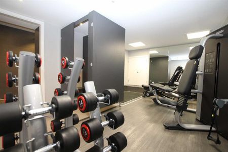 1 bedroom duplex to rent - Photo 2