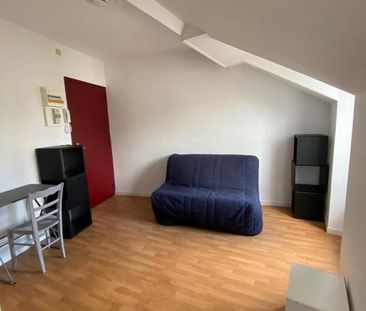 Location Appartement 1 pièce 17m² CHATEAUBRIANT 44110 - Photo 1