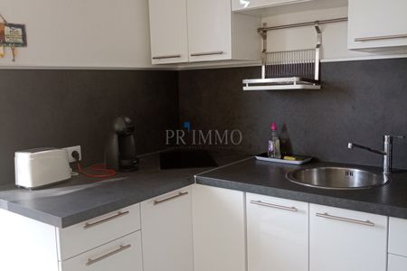 A L'ANNEE STUDIO MEUBLE ST RAPHAEL - Photo 5