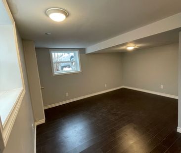 For Lease - 8 Birch Tree Crescent, Toronto, Ontario - Photo 5