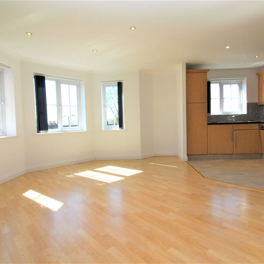 Derby Court, Bury - Photo 1