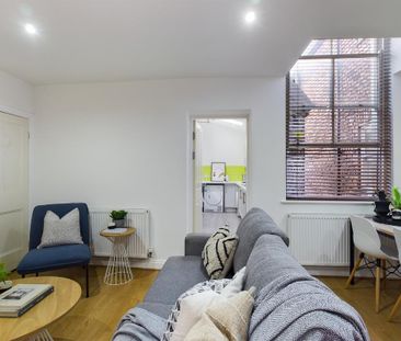 6 bedroom house to rent - Photo 1