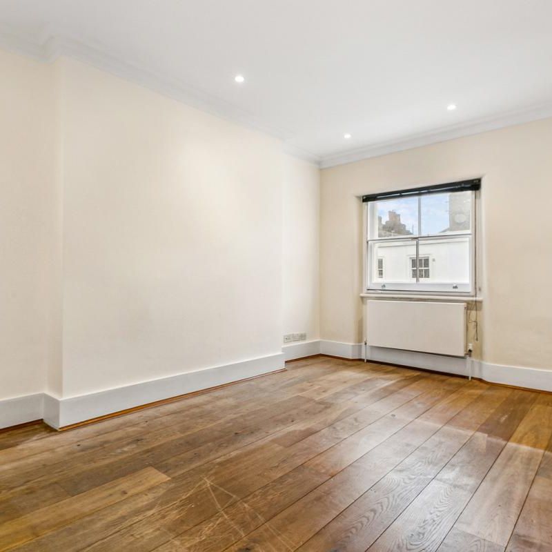 4 bedroom maisonette in London - Photo 1