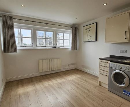 Flat 16, Lantern Court, High Street, Ely - Photo 3