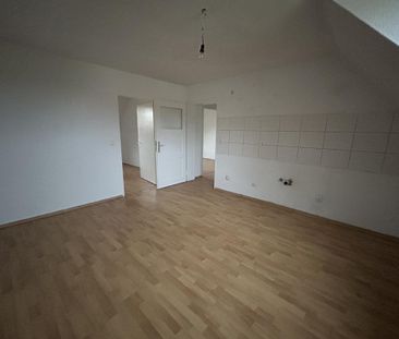 Zwei-Zimmer-Wohnung in Eberstadt ab sofort verfügbar! - Foto 4