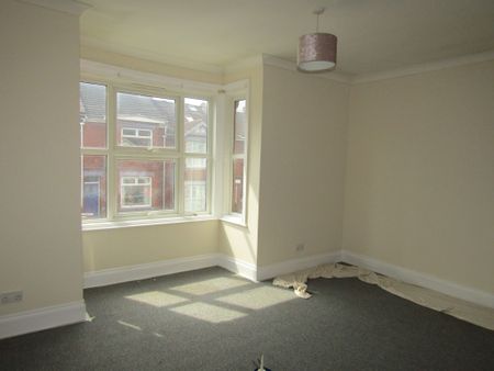 3 bed Terraced - To Let - Photo 4