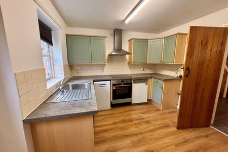 Winsford, Darnhall - Photo 4