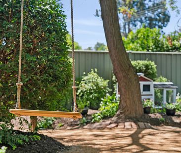 29 Kinleyside Crescent, Weetangera ACT 2614 - House For Rent | Domain - Photo 5