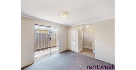 DUAL KEY PROPERTY IN SOUGHT AFTER LOCATION - Photo 4