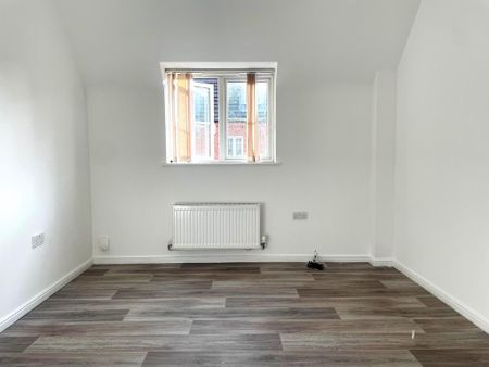 2 bedroom coach house to rent - Photo 4