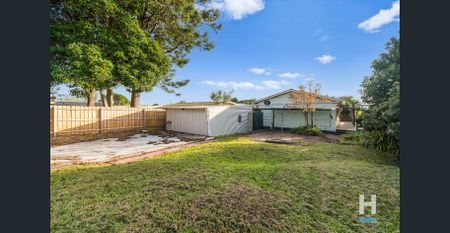 3 Bedroom Home in the Frankston High School Zone! - Photo 5