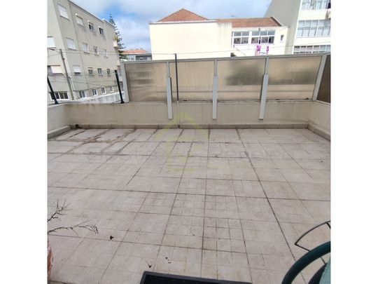 Apartamento T2 em Lisboa - Foto 1