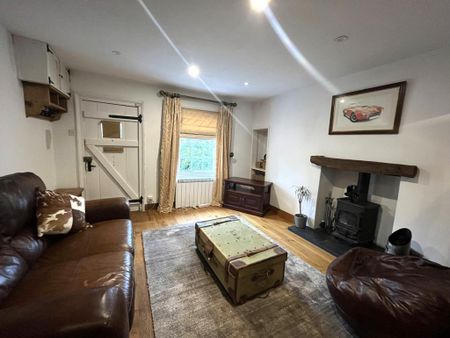 2 bedroom terraced house to rent - Photo 2