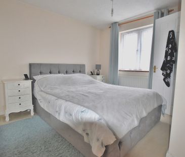 2 bedroom semi detached house to rent, - Photo 6