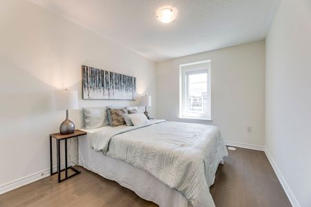 For Lease - 74 William F Bell Parkway, Richmond Hill, Ontario - Photo 4