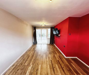 Dellfield Avenue, Lincoln - Photo 1